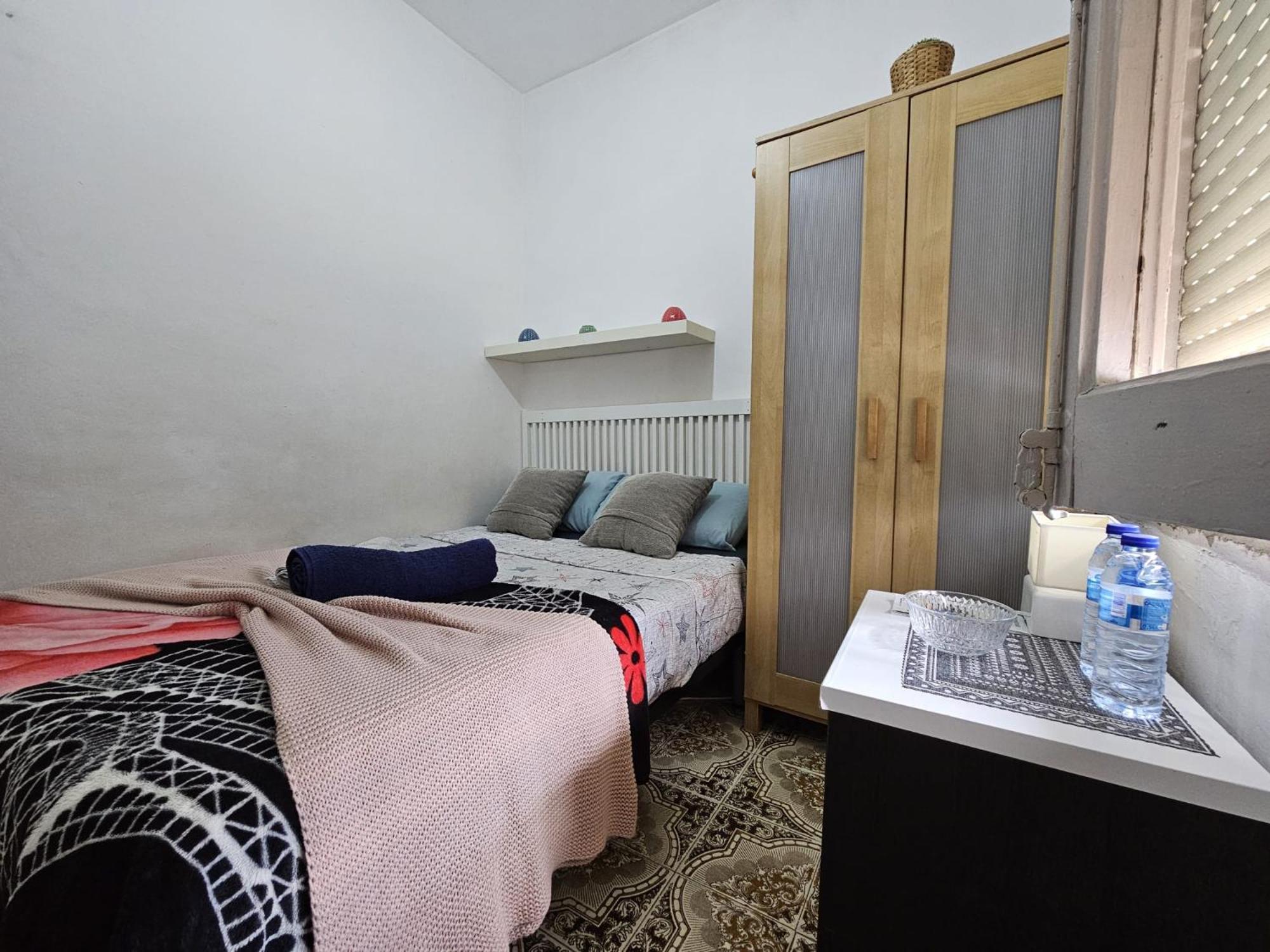 Capsulehotel Poble Sec Nino House Barcelona