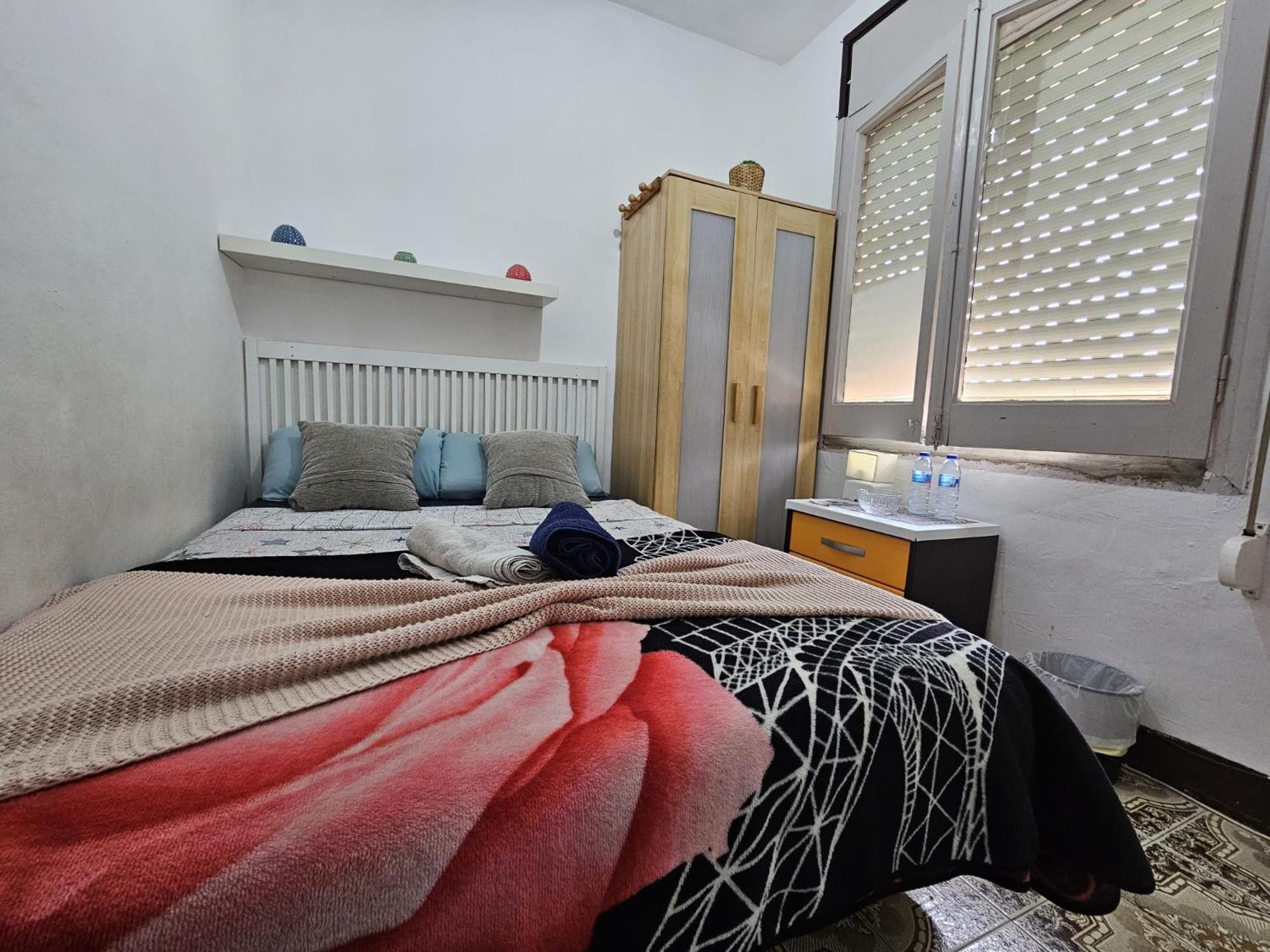 Capsulehotel Poble Sec Nino House
